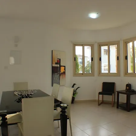 Villa Palm Tree